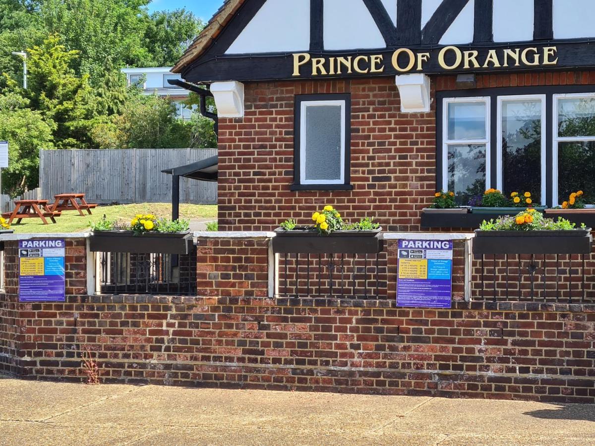 Prince Of Orange Hotel Грейвсенд Екстериор снимка